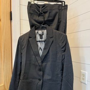 Ann Taylor grey suit 10 petite